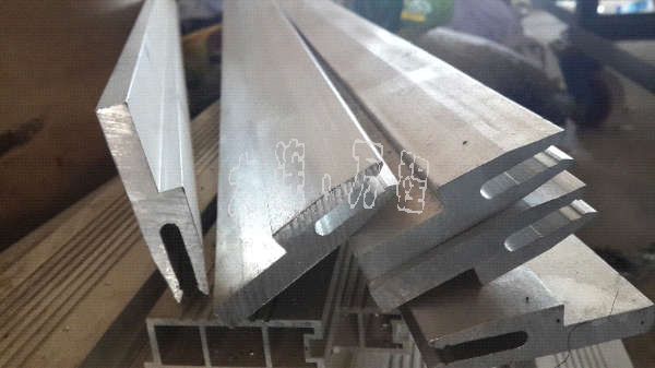 <a href=http://m.haicao33.com/ target=_blank class=infotextkey><a href=http://m.haicao33.com/ target=_blank class=infotextkey>X</a>I</a>W